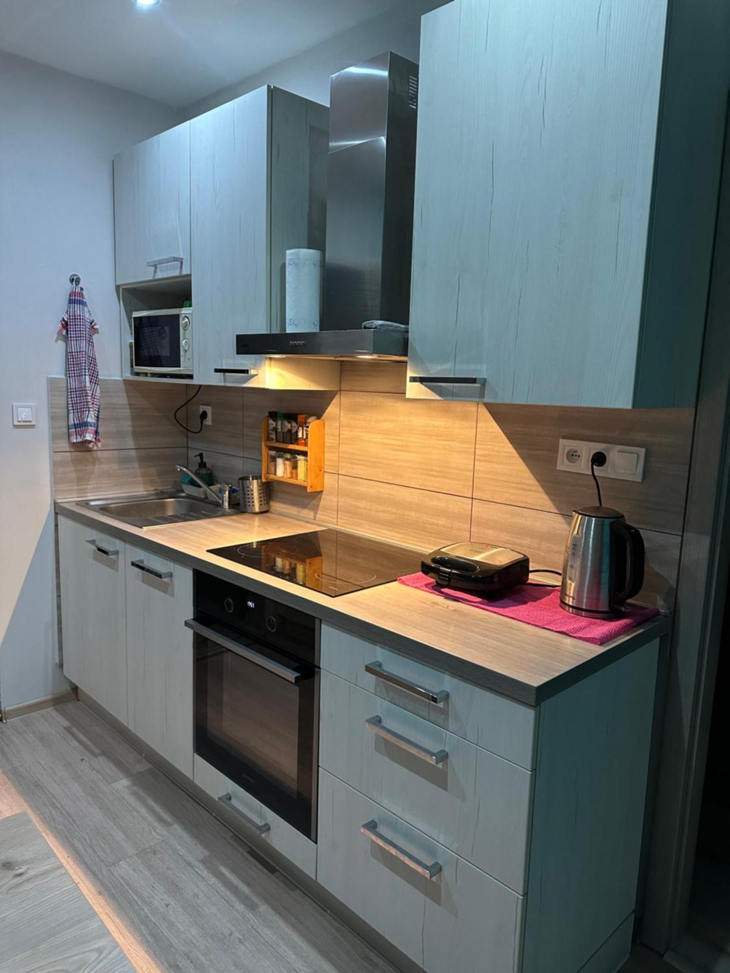 Vlastna Izba 5min Od Letiska Homestay szállás *