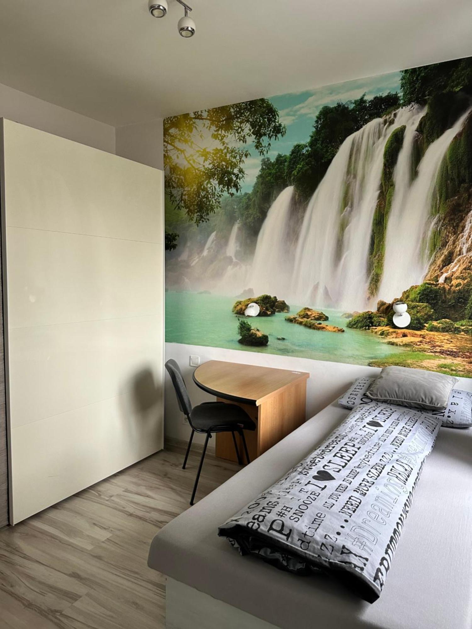 Vlastna Izba 5min Od Letiska Homestay szállás